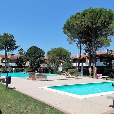 Charming With Private Garden *
