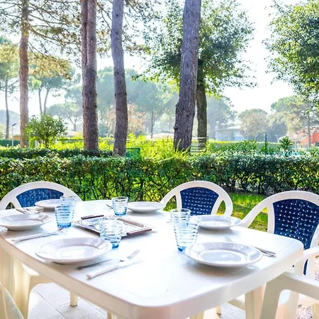 Vila Charming With Private Garden *