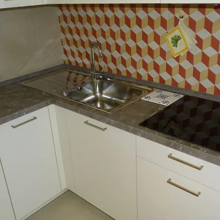 Vila Charming With Private Garden
